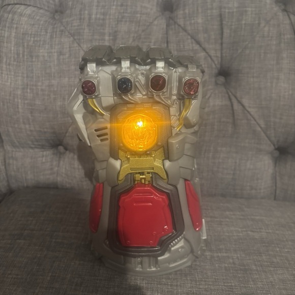 Marvel Other - Marvel Avengers Infinity War Thanos Gauntlet Glove (2018 Hasbro) Tested Works S9